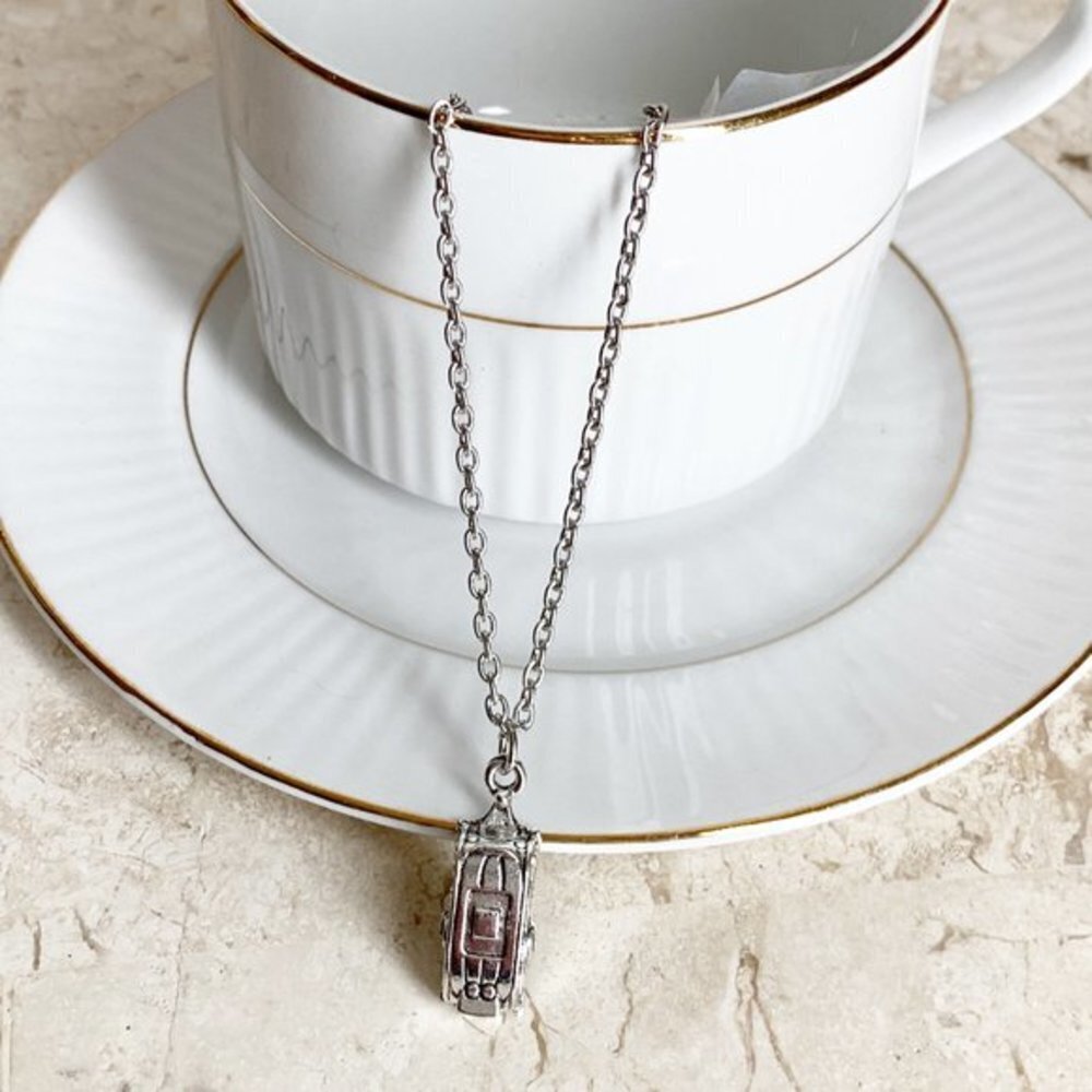 Vintage Happy Camper Necklace Silver Travel Trailer RV Charm 20 In Chain NEW - Picture 3 of 8